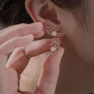 Stunning Korean Earring Cuff Model